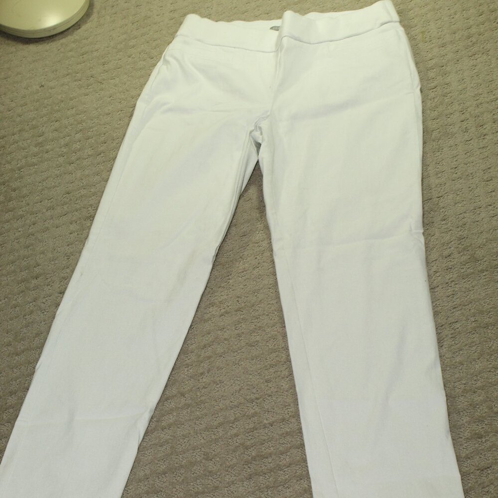 Valerie Stevens Women's 12 Mid Rise Straight Leg White Pull On Pants